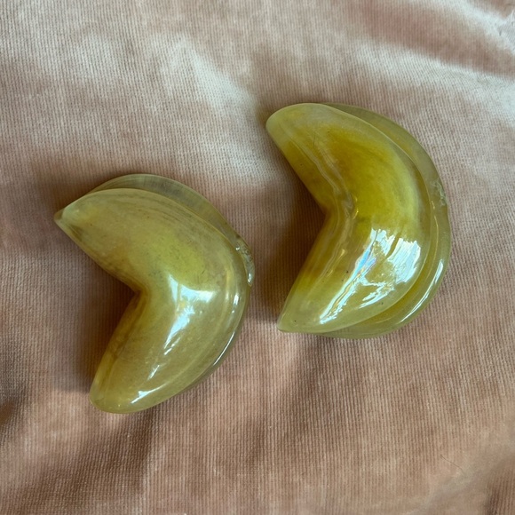 Handblown Glass Fortune Cookies Set of 2 Vintage Yellow Art Glass Sculptures - Picture 11 of 13